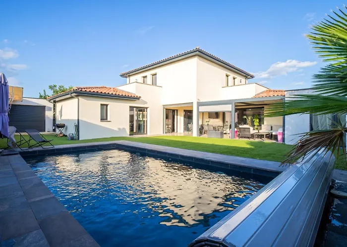 Maison *
